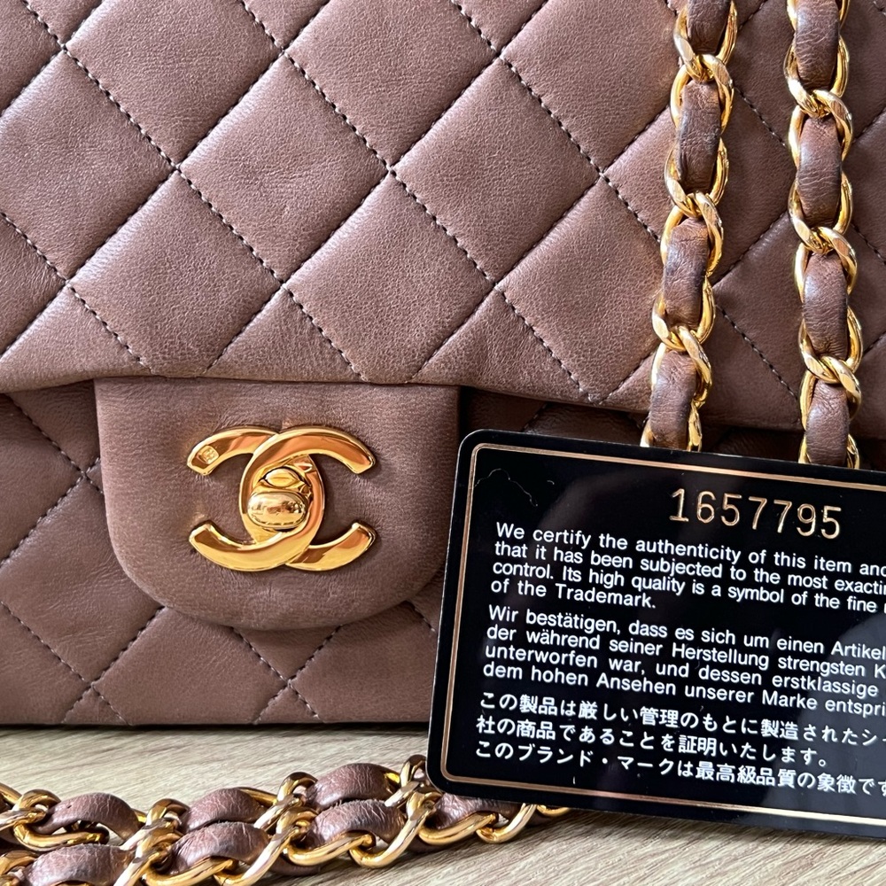 Vintage Chanel Classic Lambskin - Picture 12 of 13